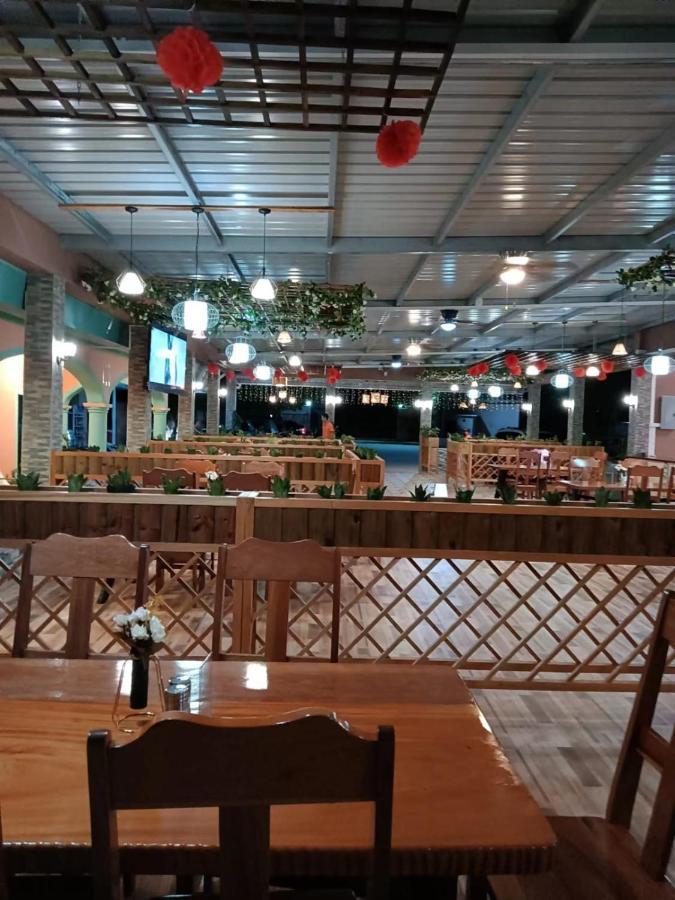 Sunshine View Hotel And Restaurant Corozal Town Extérieur photo